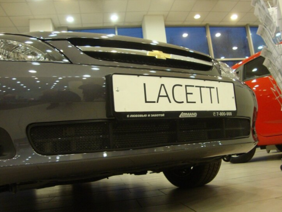 Защита радиатора "Standart" Chevrolet Lacetti (хэтчбек) чёрная купить недорого с доставкой в Сарапул