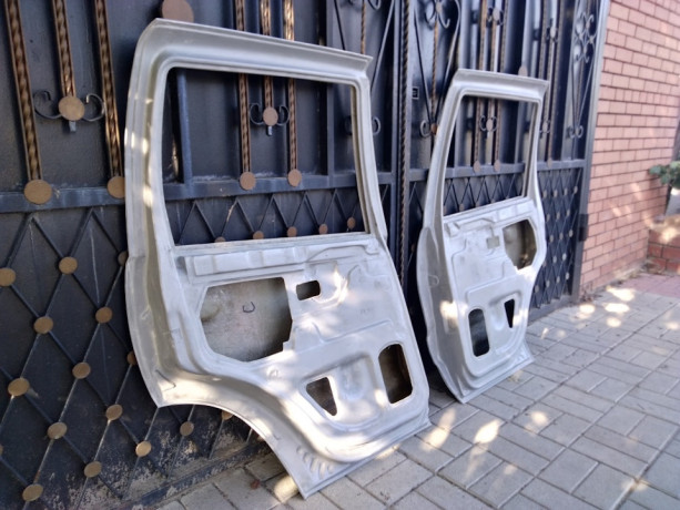 Задняя боковая дверь левая стеклопластиковая для Chevrolet Niv@ купить недорого с доставкой в Сарапул