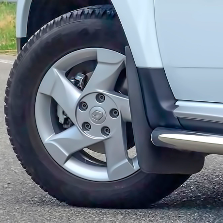 Брызговики ПЕРЕДНИЕ (2 шт) широкие Renault Duster (2012-2020 г.в.) купить недорого с доставкой в Сарапул